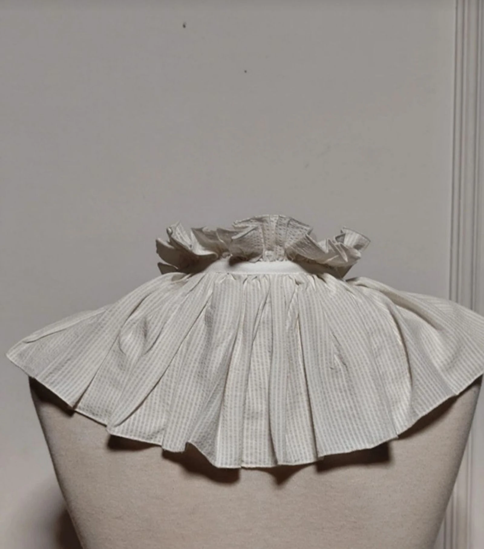 Col noué – photo 4